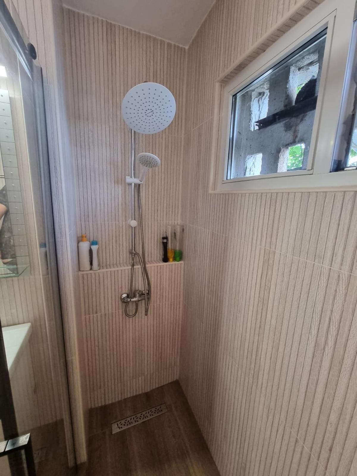 Apartament Denis Lejlighed Orşova Eksteriør billede