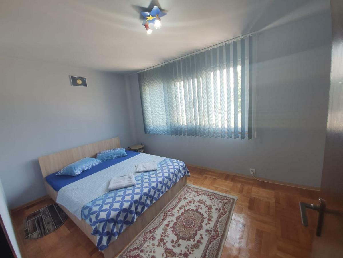 Apartament Denis Lejlighed Orşova Eksteriør billede