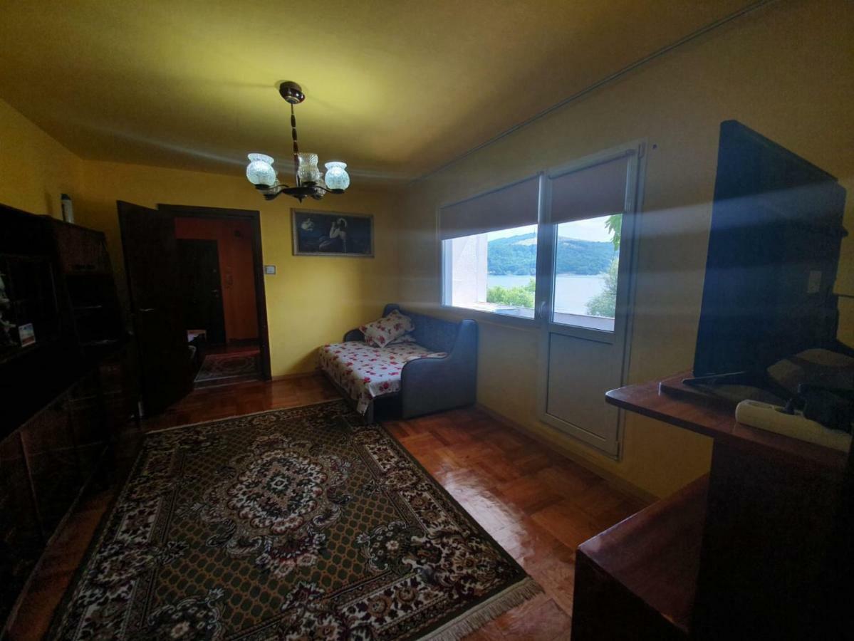 Apartament Denis Lejlighed Orşova Eksteriør billede